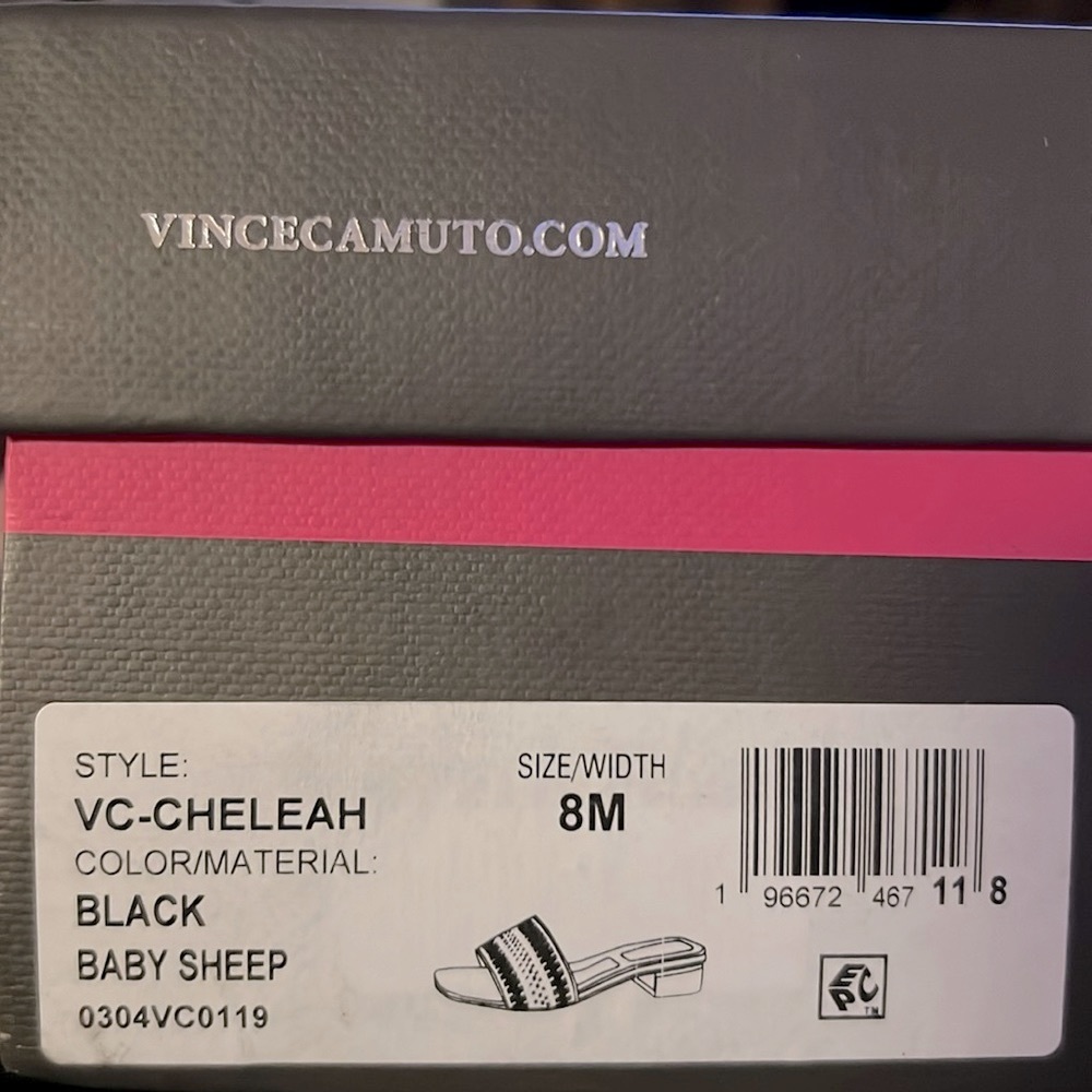 VINCE CAMUTO • Black Cheleah Leather Slide Sandals - Picture 8 of 8